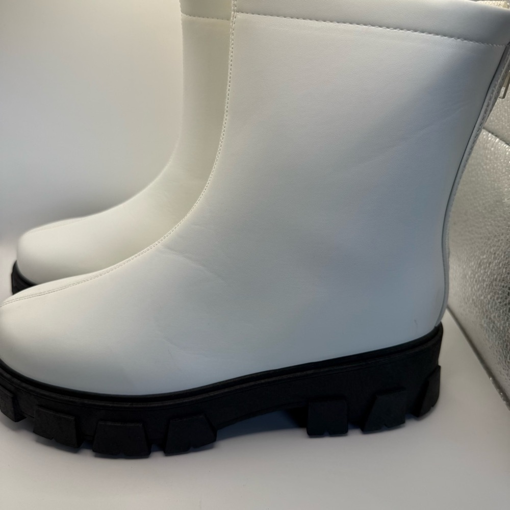 White Platform Boots - Picture 5 of 13